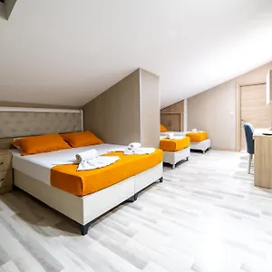 Otel Mardy ***
