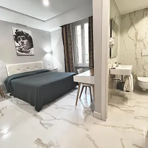 Otel Garda ***
